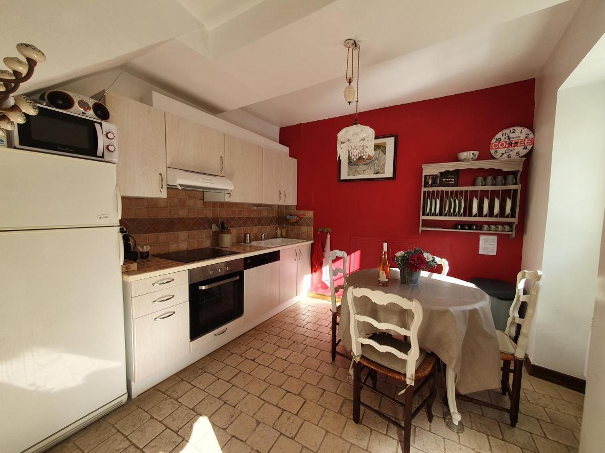 L'angelus, De Charme Au Coeur Du Vieux Village De *