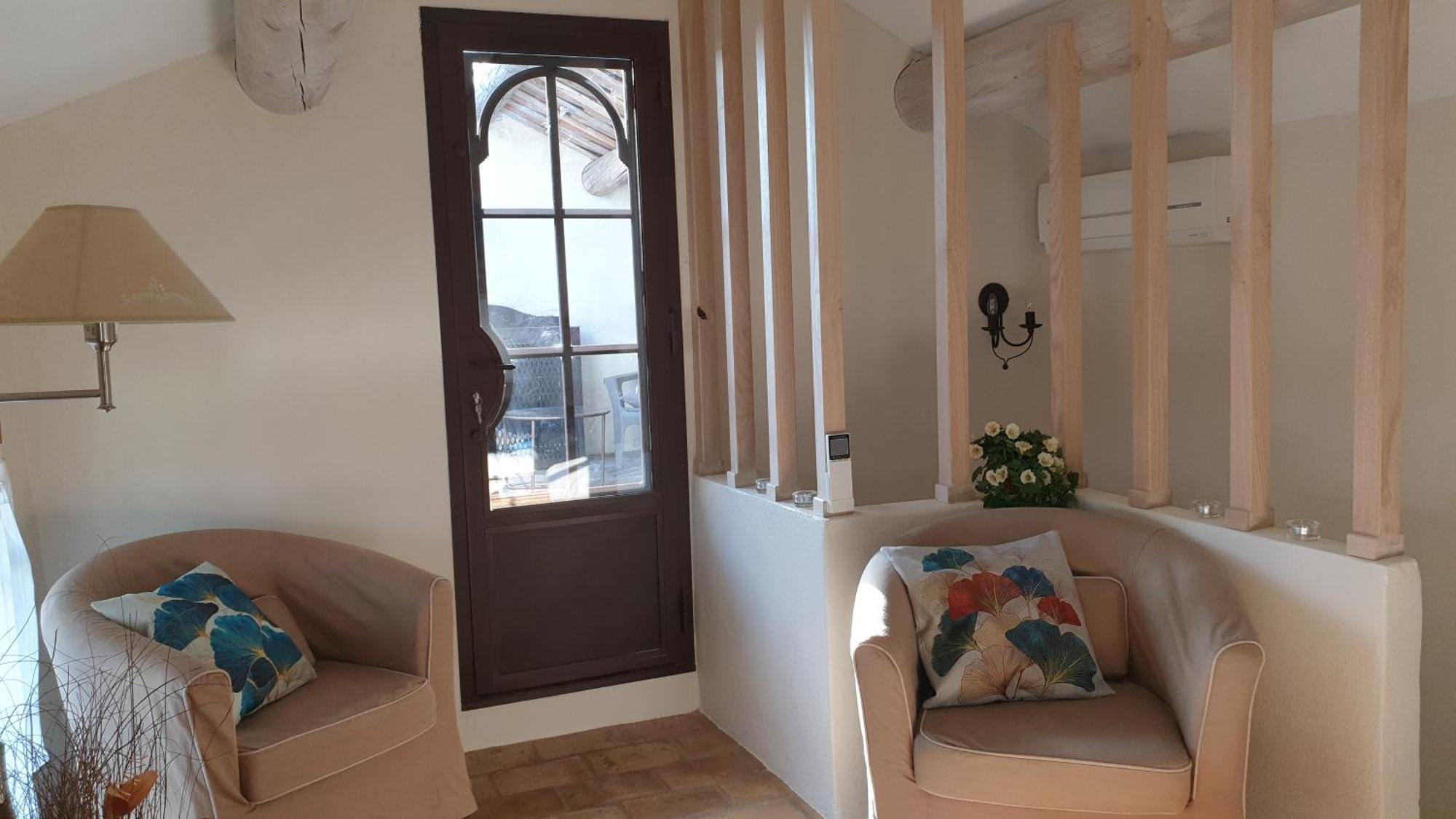 L'angelus, De Charme Au Coeur Du Vieux Village De *